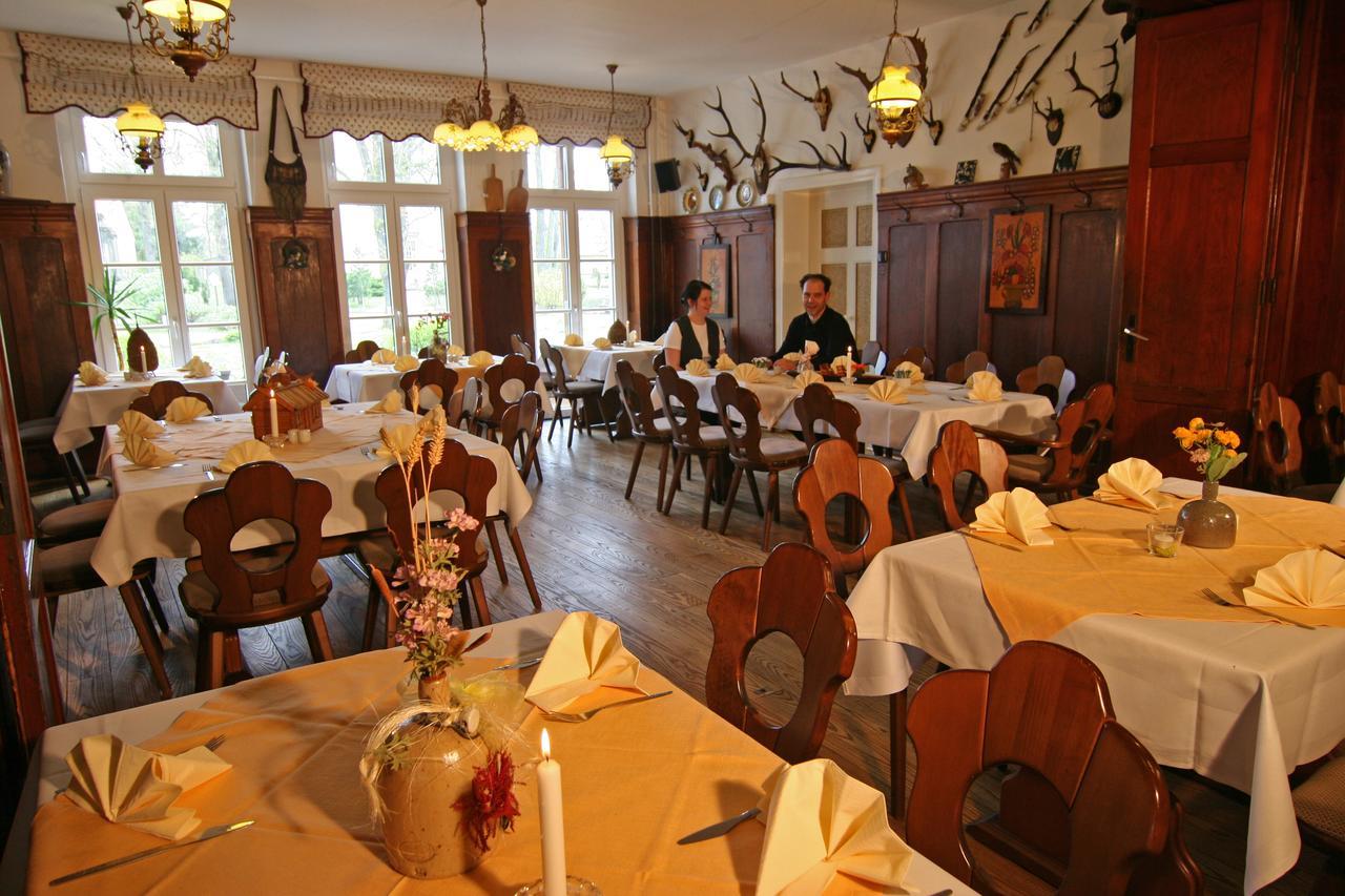 Hotel Bleske Im Spreewald Burg  Buitenkant foto